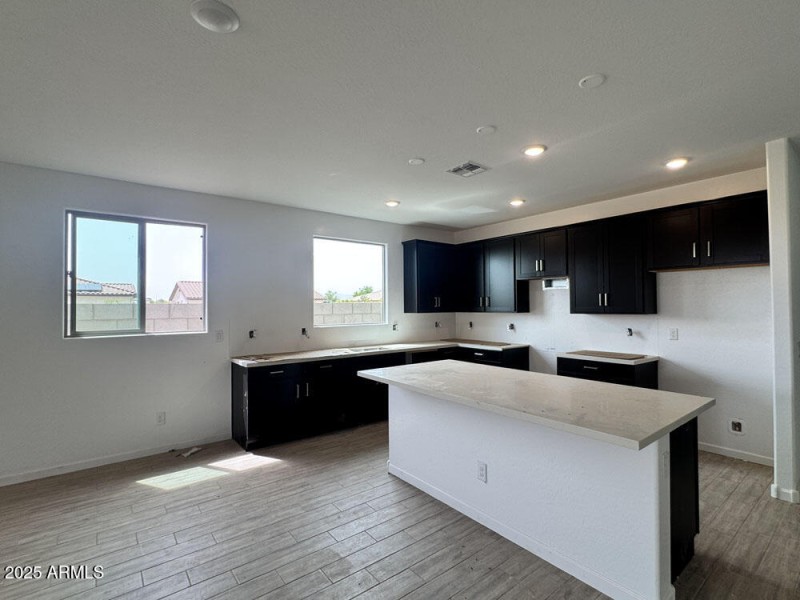 008 Kitchen