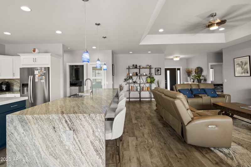 JL_509SLonghornDr-interiors-CommonAreas-