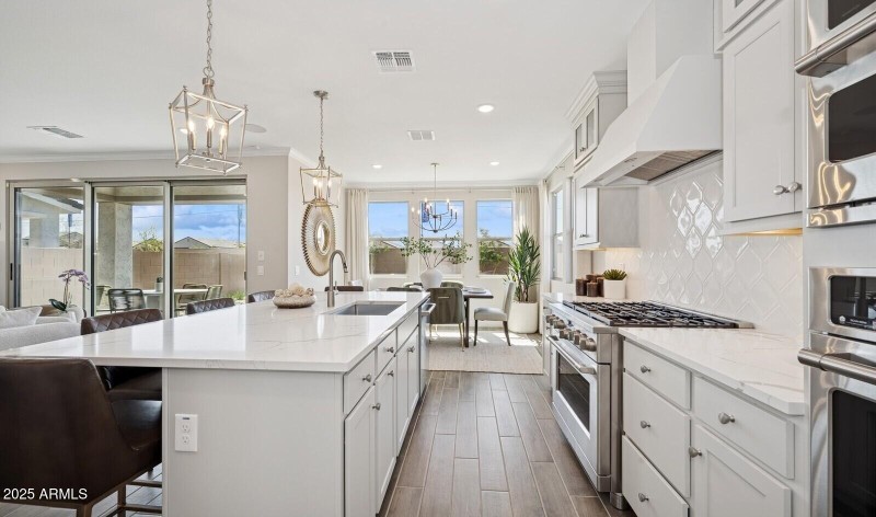 173073_Manor at Legacy Place_Hampton_Kit