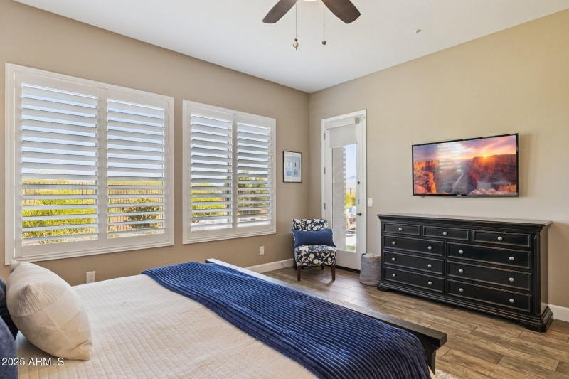 21-web-or-mls-17608-e-desert-vista-trail