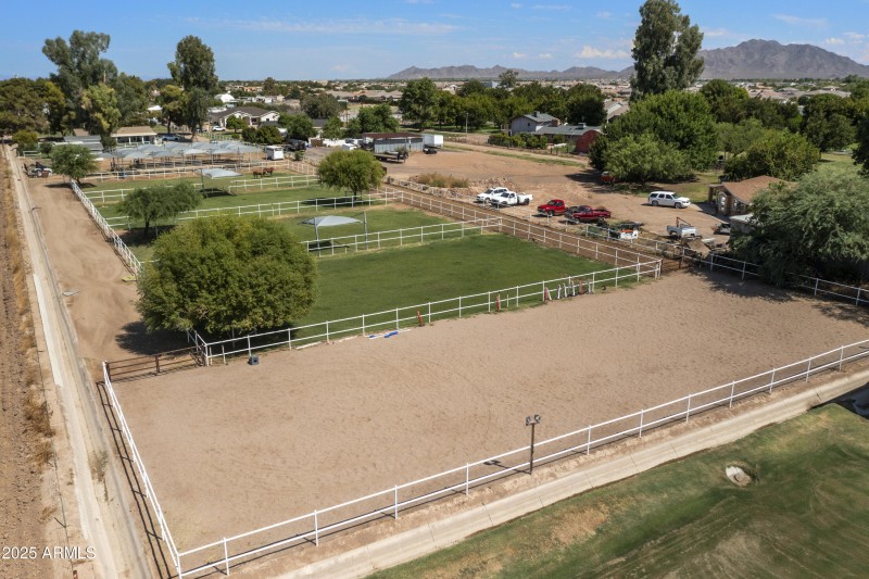 Arena/pastures