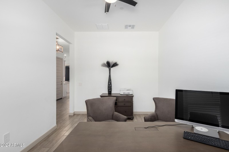 0016-15 - Gladstone Hl Pl