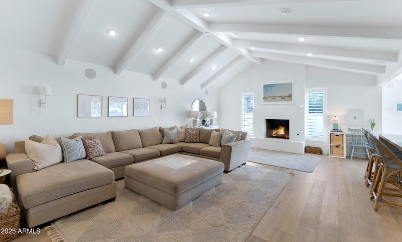 4601 E Solano Dr-print-010-018-TOD3049-4