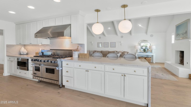 4601 E Solano Dr-print-015-019-TOD3076-4