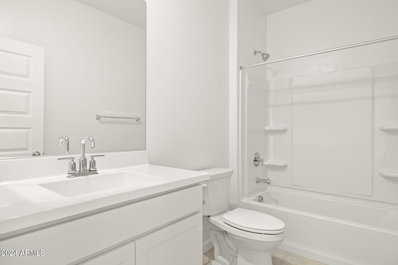 34-web-or-mls-23955-w-hopi-st-2005