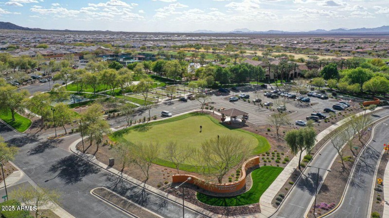 34 - Sun City Festival