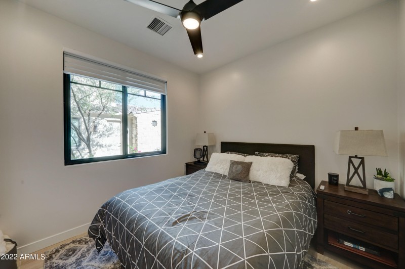 6500 E Camelback Rd, 1006-17