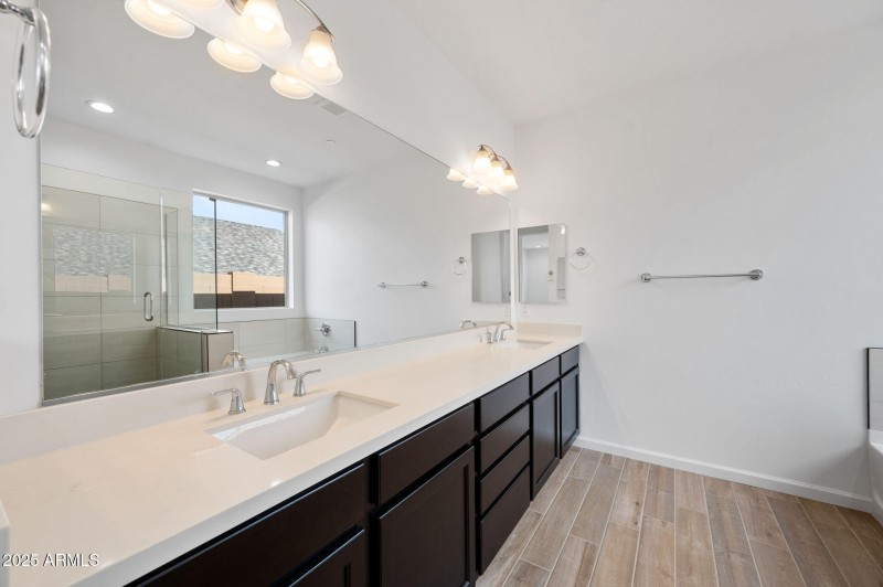 18-Primary-Bathroom