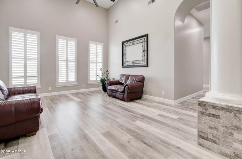 21915 S Reina Dr-40