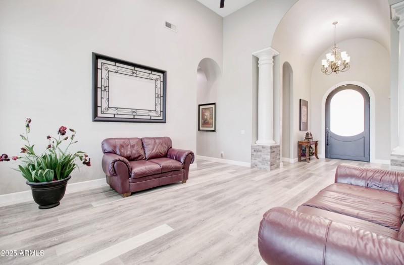 21915 S Reina Dr-42