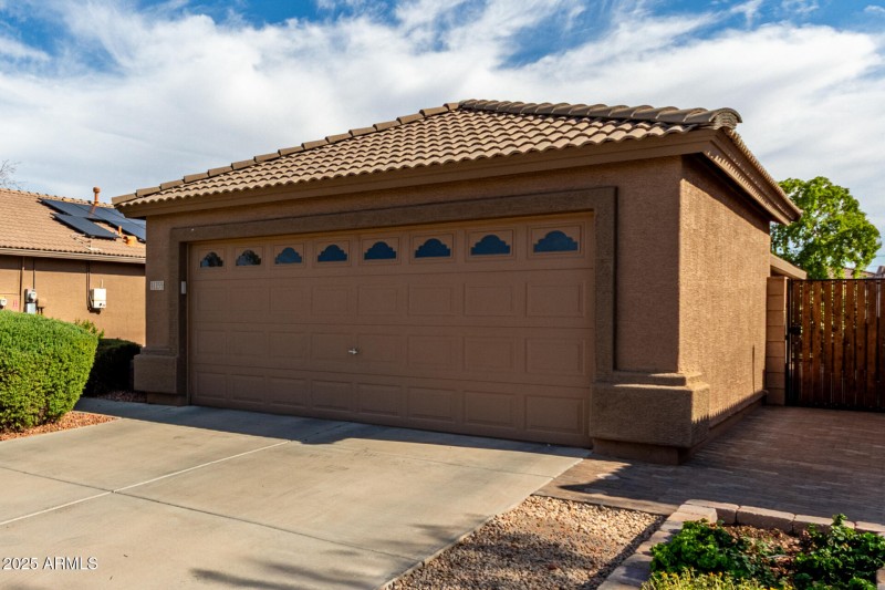 05 Crestbrook