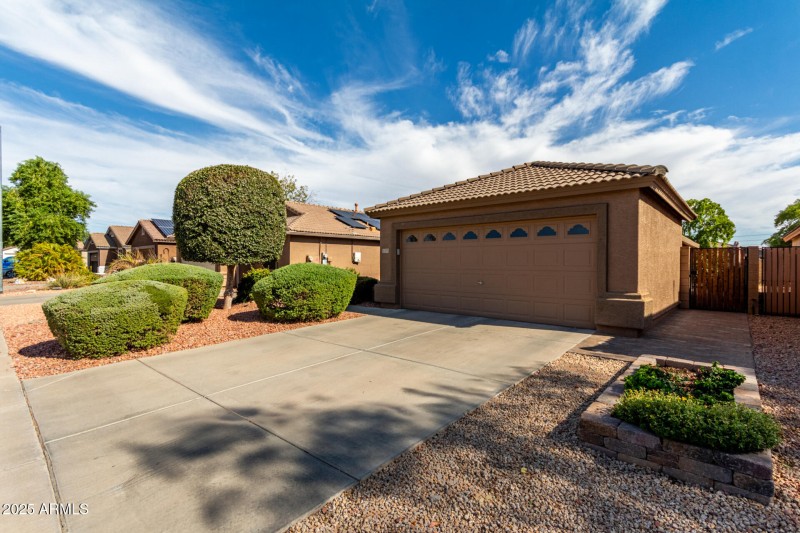 06 Crestbrook