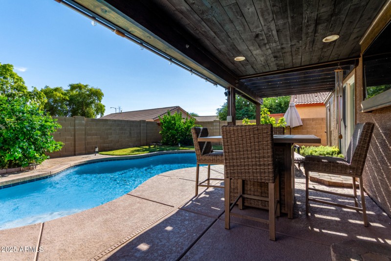 31 Crestbrook