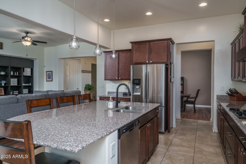 11) KITCHEN