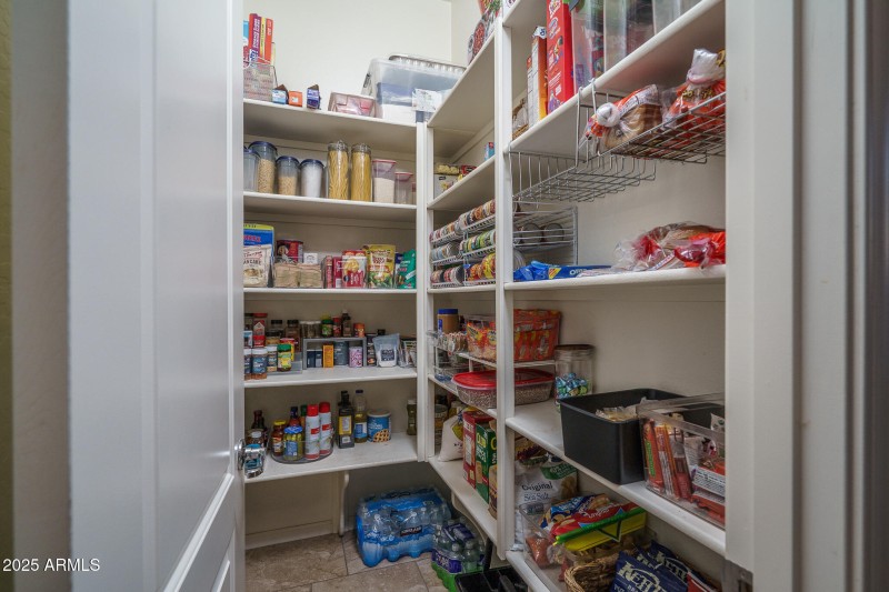 13) PANTRY