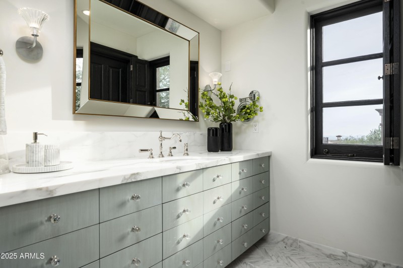 25001 N 107th Pl-29