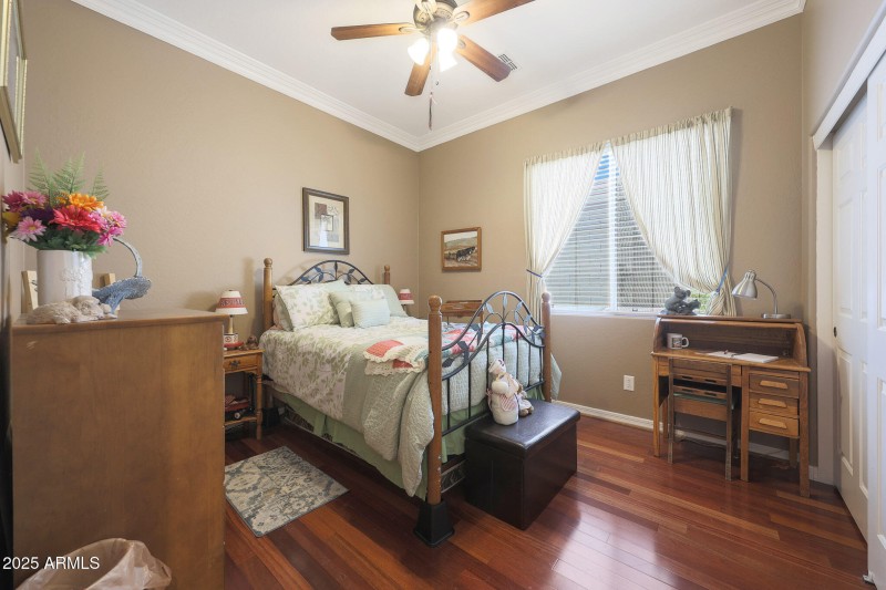 Guest Bedroom 1