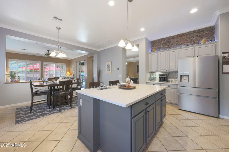 Kitchen/Dining
