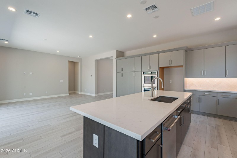 16-web-or-mls-Luckenbach-16