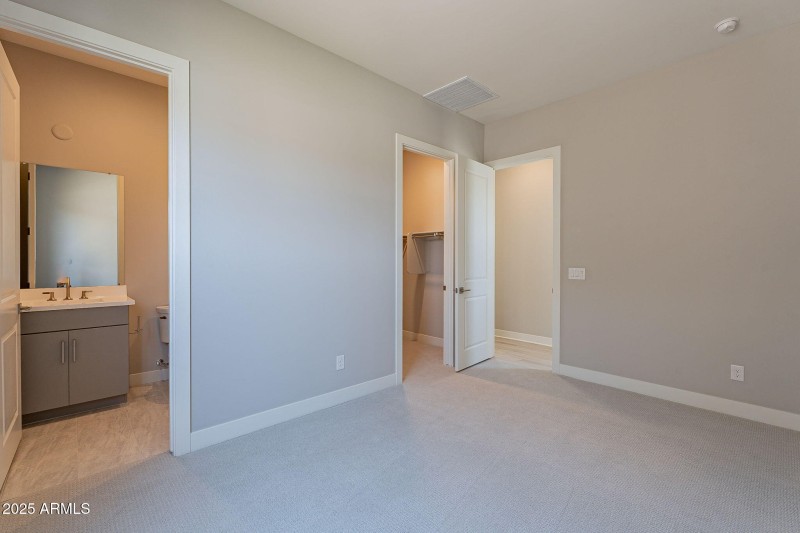 37-web-or-mls-Luckenbach-37