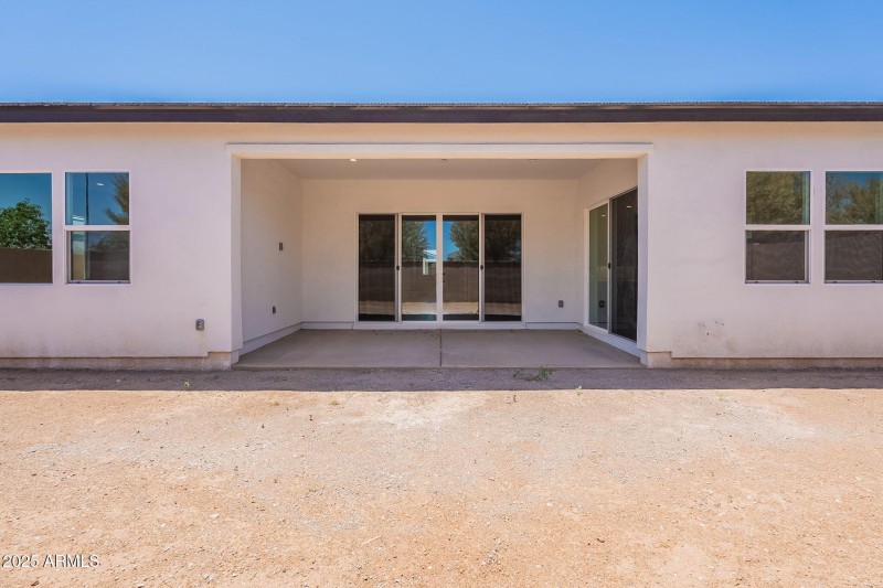 46-web-or-mls-Luckenbach-46
