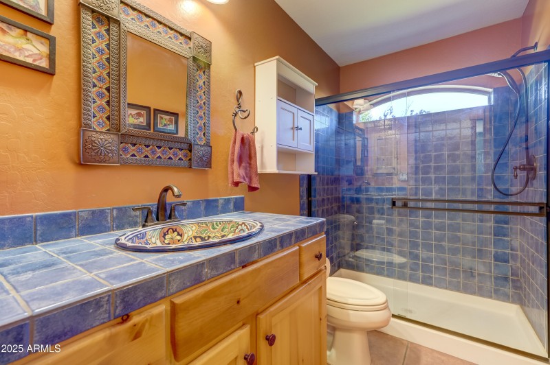 Guest Bathroom 1(1)