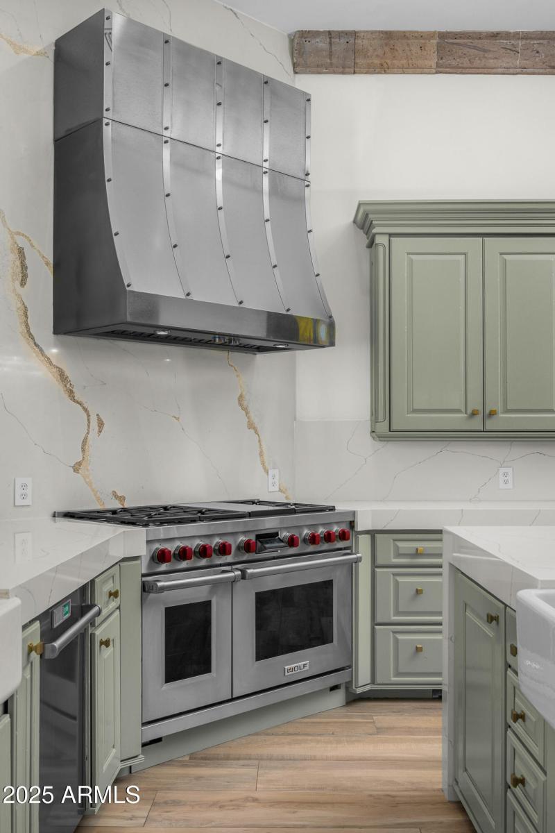 30luxury kitchen