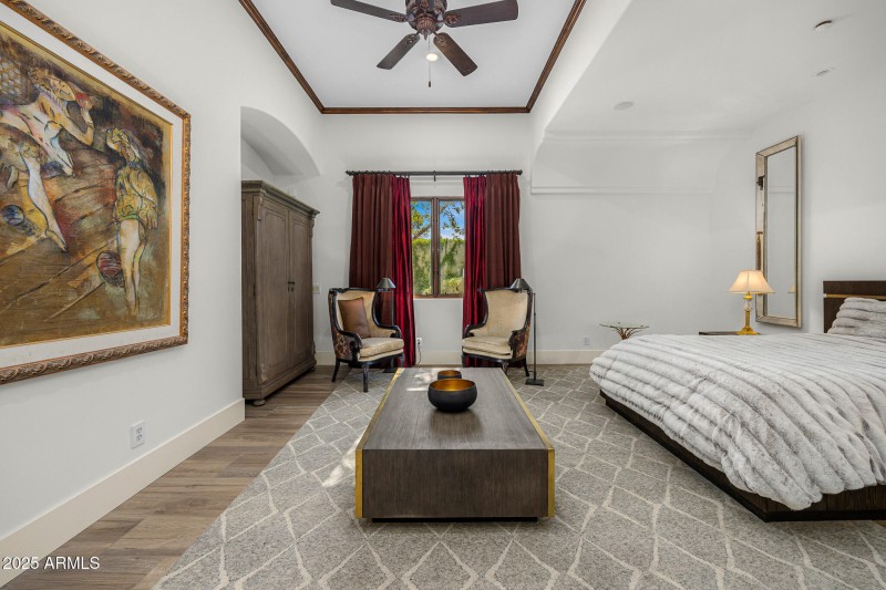 51guest bedroom