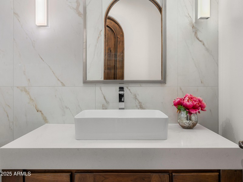 53guest bathroom