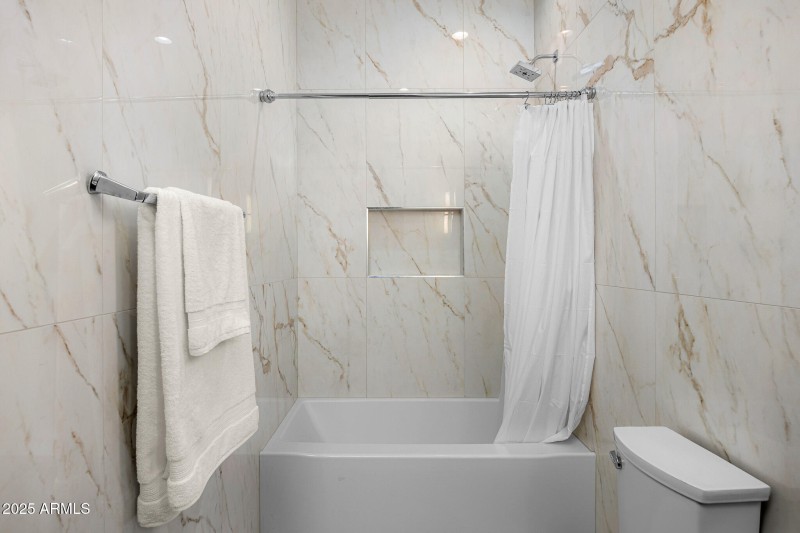 54guest bathroom