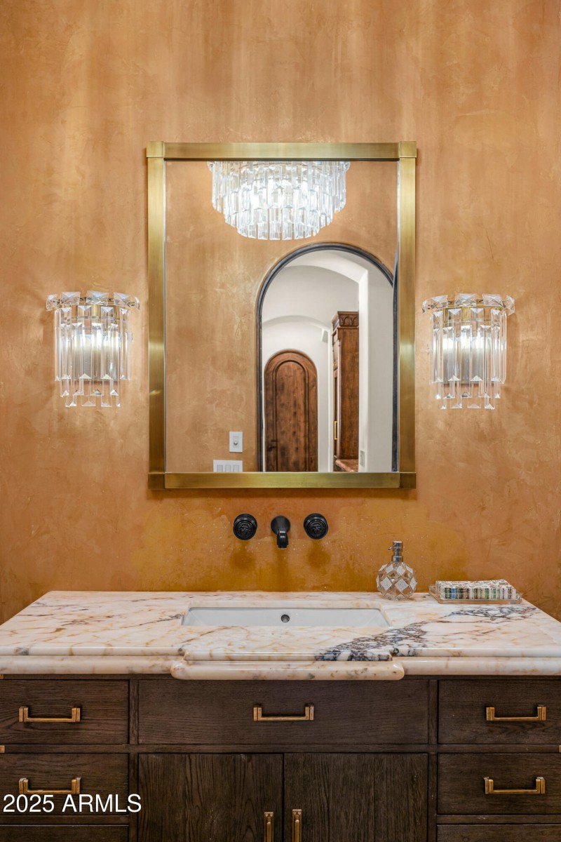 57powder room