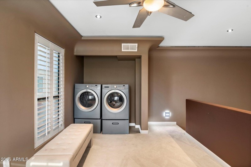 3600 N Hayen Rd #3620 - washer & dryer
