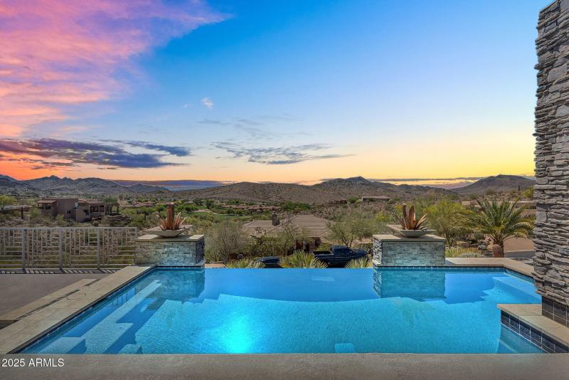 128-web-or-mls-N17thPl-93 (2)