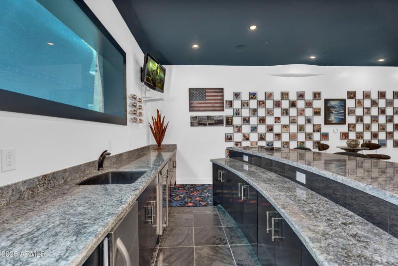 74-web-or-mls-N17thPl-74