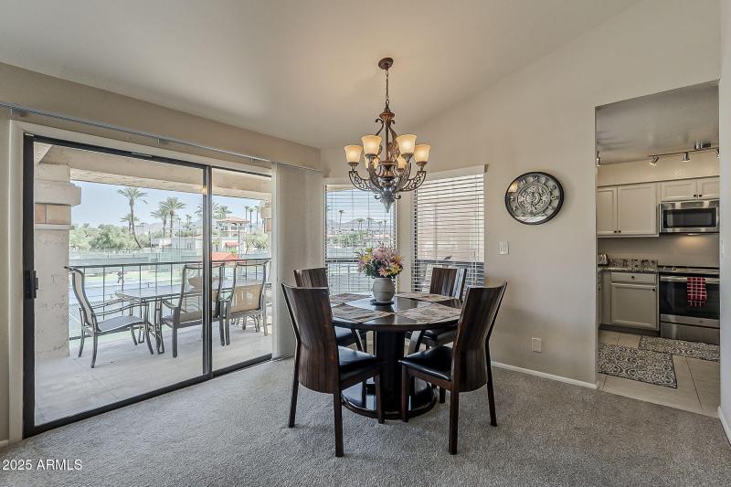 10-web-or-mls-Mountain View-10