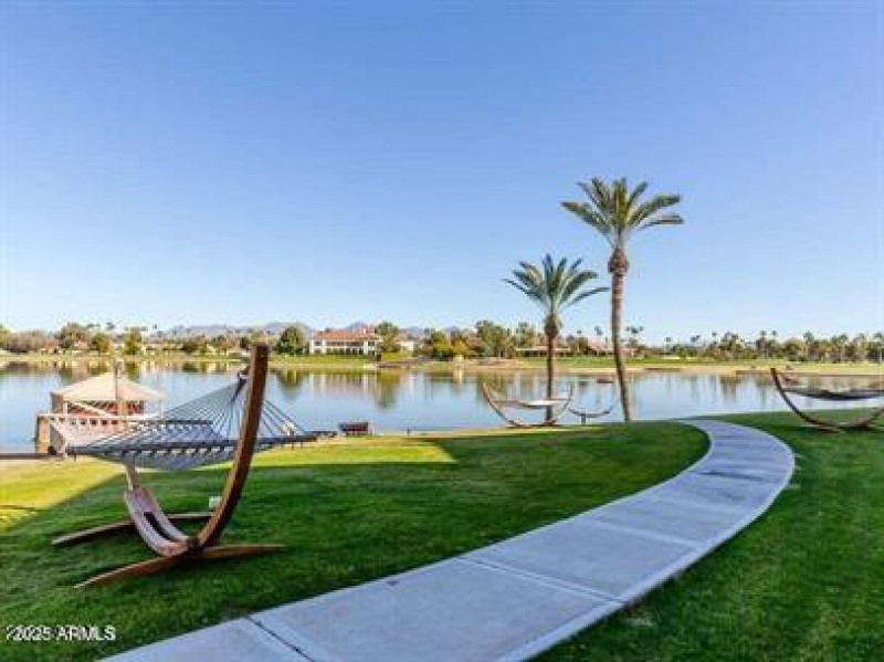 b071ca2e-71ca-4fea-af60-48bb80dc6432