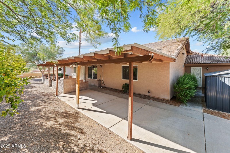 880 W Santa Fe Dr