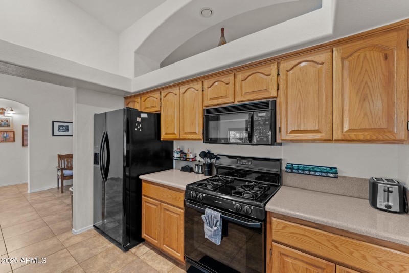 880 W Santa Fe Dr