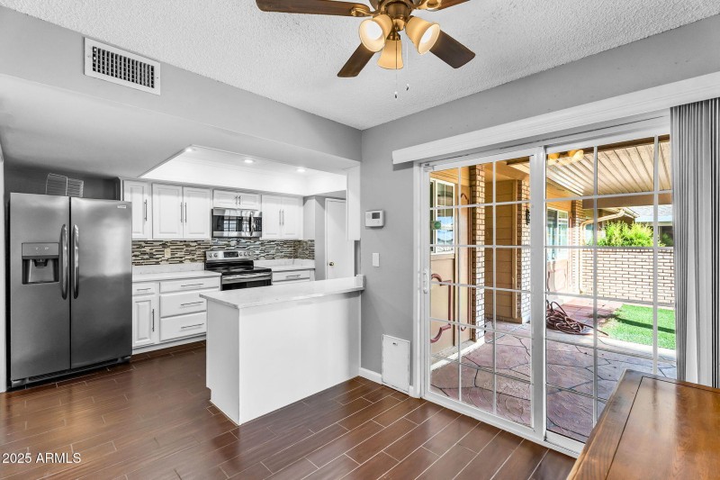 16-web-or-mls-Emberwood-14