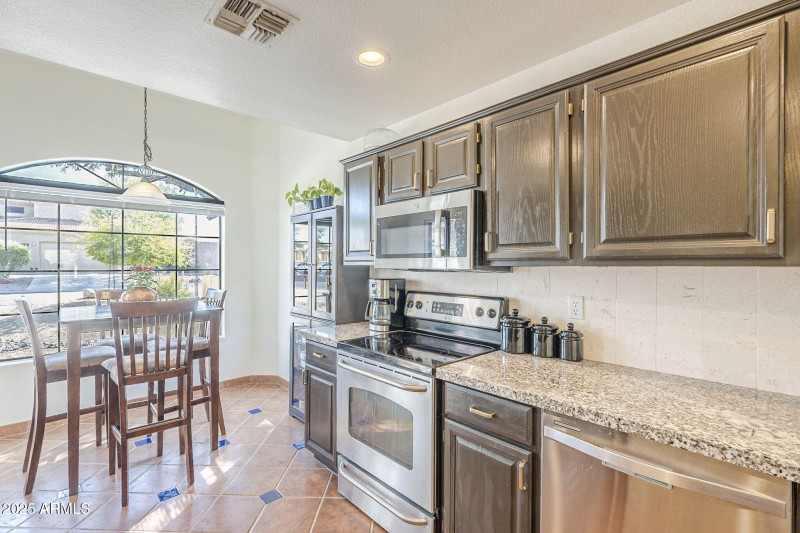 Eat In Kitchen w/ lots of windows