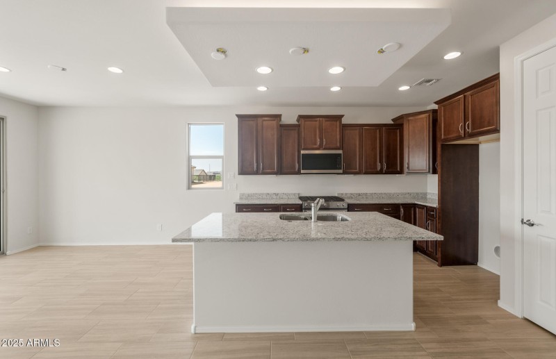 Cafe/Kitchen