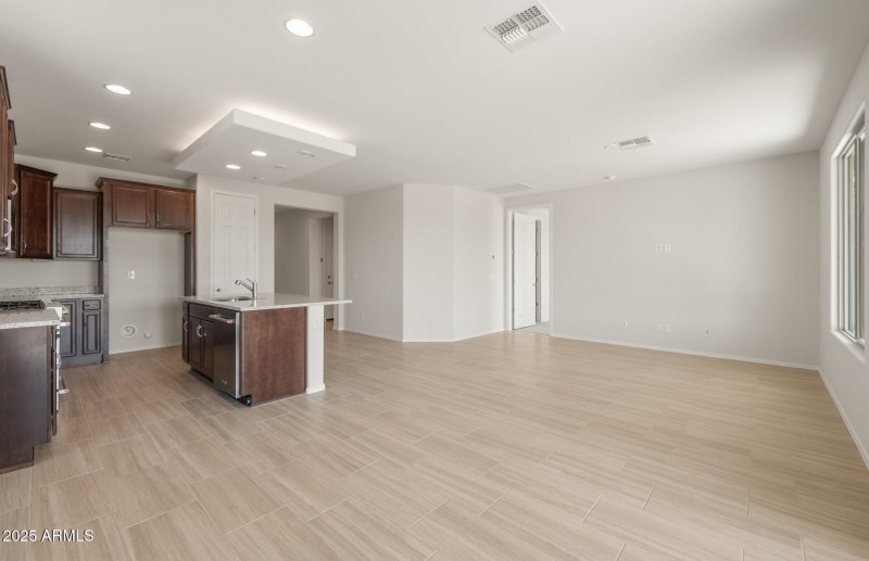 Kitchen/Cafe/Gathering Room