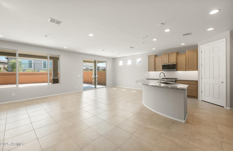 Cafe/Kitchen