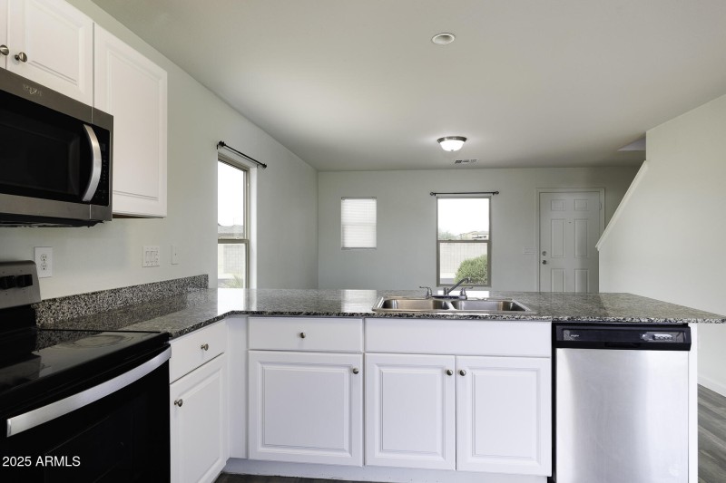 Kitchen 3