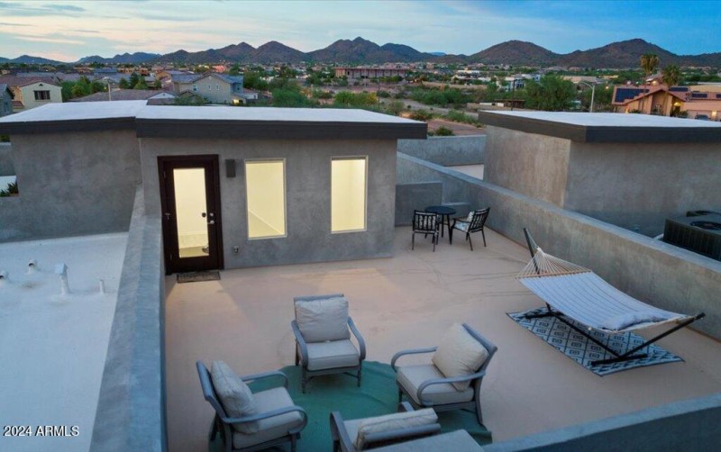 Rooftop Deck