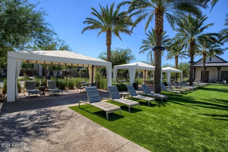 Pool Cabanas