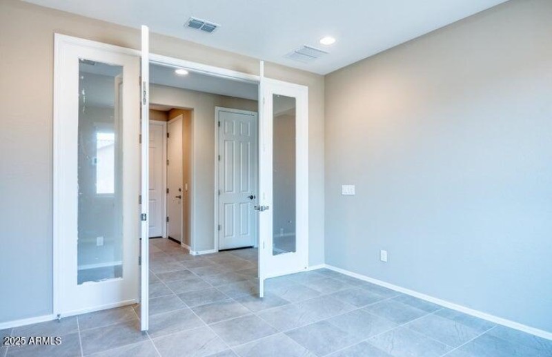 4198 N SPYGLASS