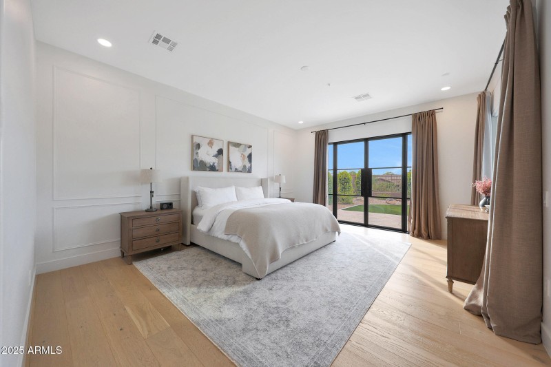 Primary Bed