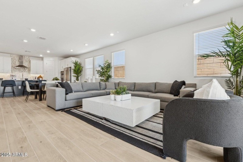 Lot 1 living