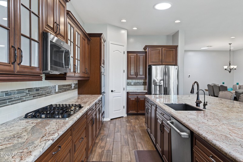 2133 E Kesler Ln-20